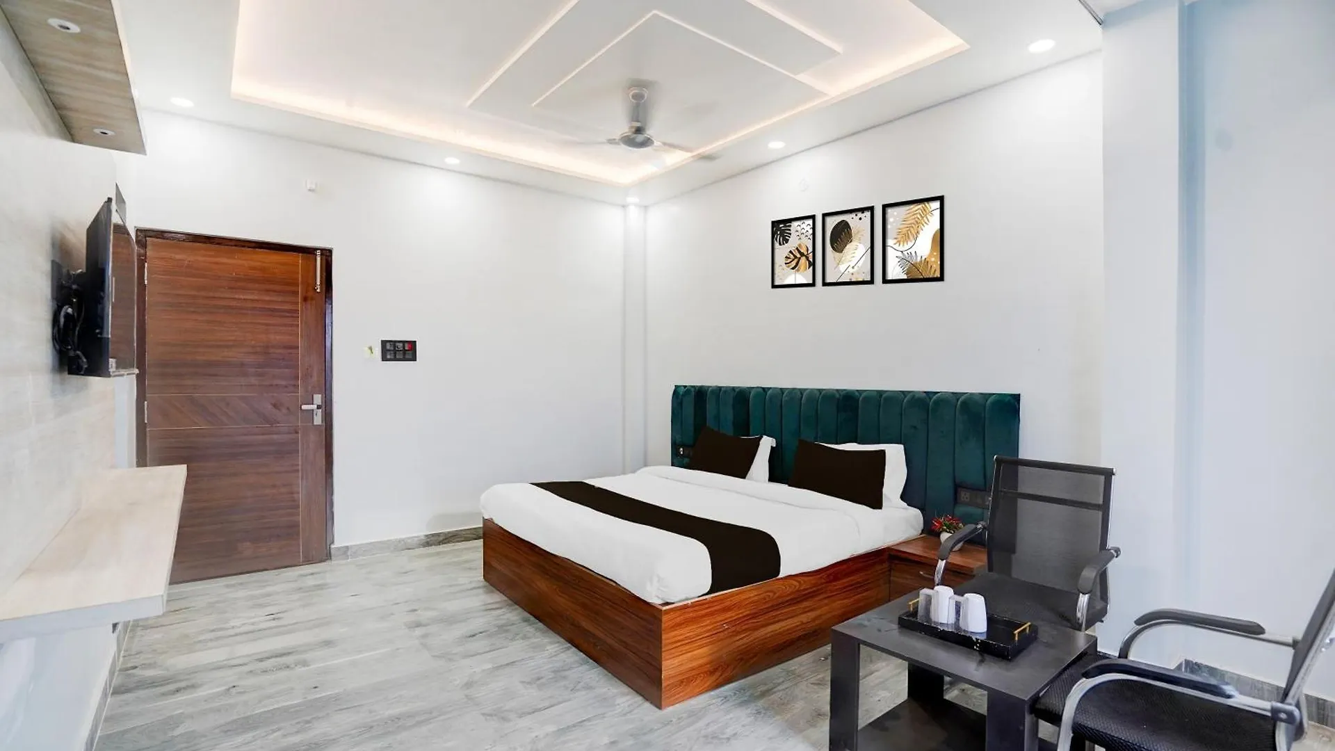 ורנאסי Hotel O Hanuman Gadi Formerly Alankar Lawn