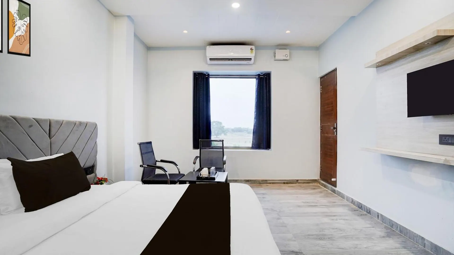ורנאסי Hotel O Hanuman Gadi Formerly Alankar Lawn