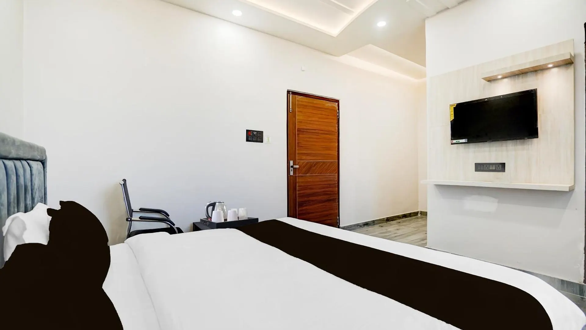ורנאסי Hotel O Hanuman Gadi Formerly Alankar Lawn 3*,